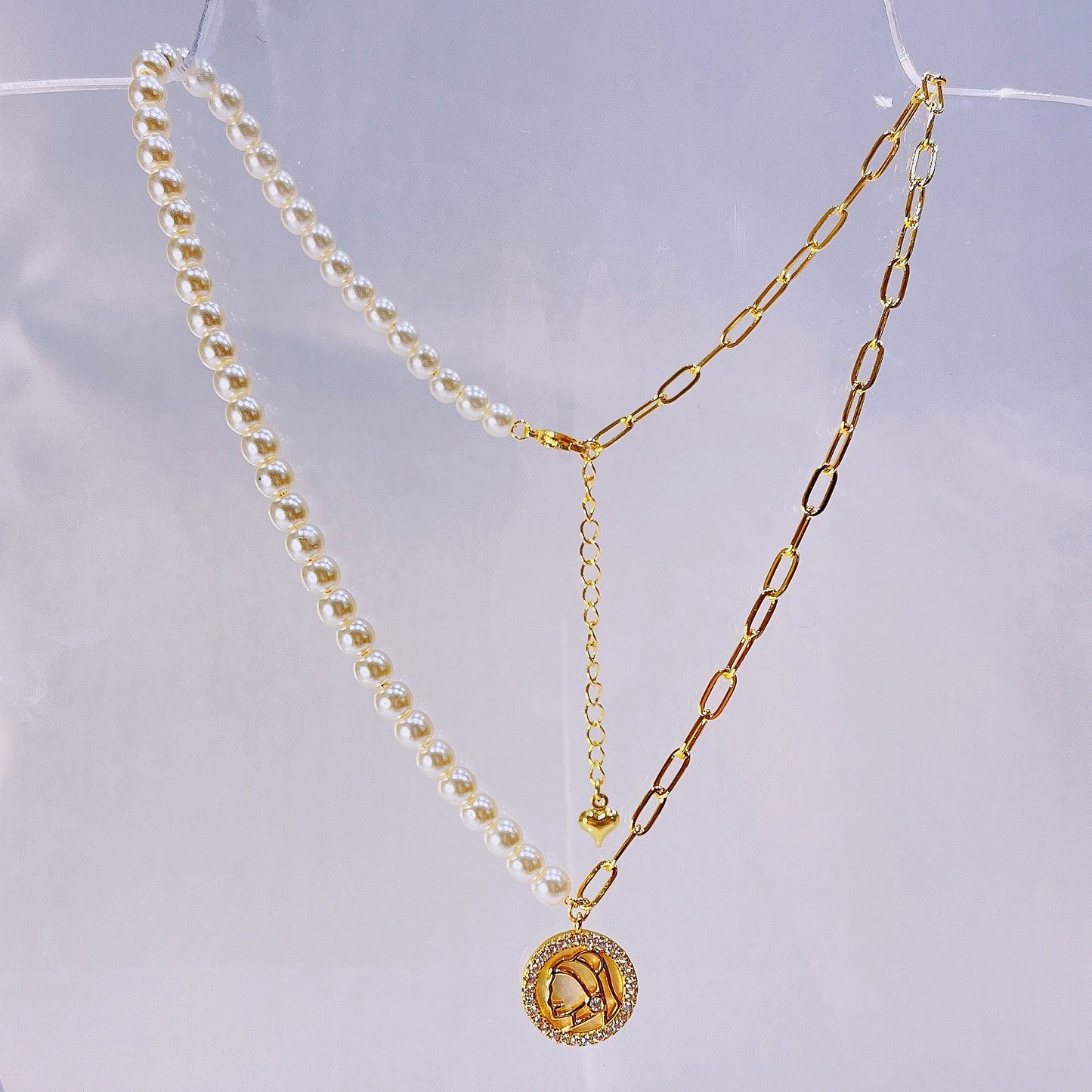 Girl with a Pearl Earring inspired golden chain Necklace Earrings Studs Bracelet with mother of pearl disc