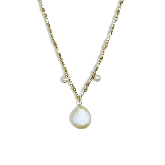 Elegant Natural Pearl Necklace Earrings